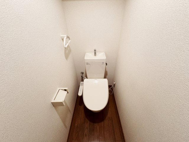 ドミール稲荷町のトイレ