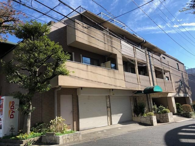 コリーヌ恵比寿の外観