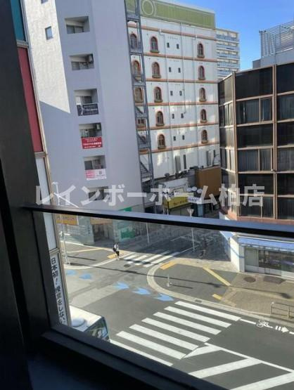特典：仲介手数料が無料です!!のバルコニー|開放的で明るい空間を演出してくれるバルコニーです