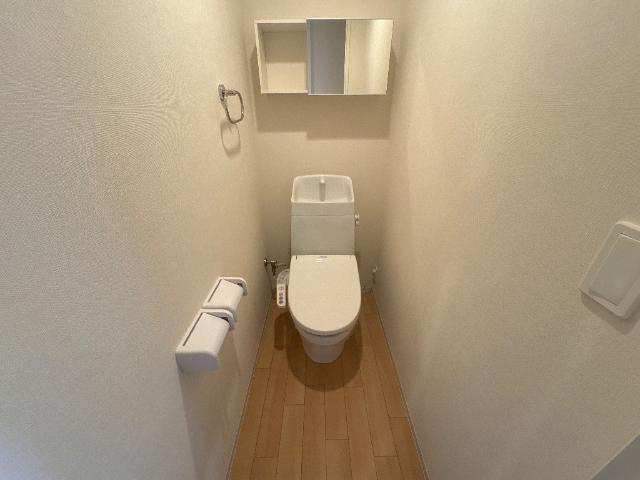 メゾン　ド　ココン　Ｍのトイレ|温水洗浄便座