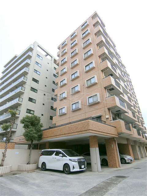 ライオンズマンション多摩川緑地の外観