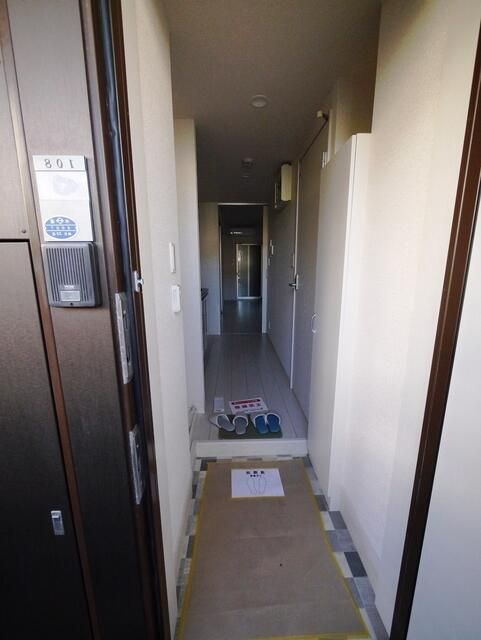 リブリサンの玄関