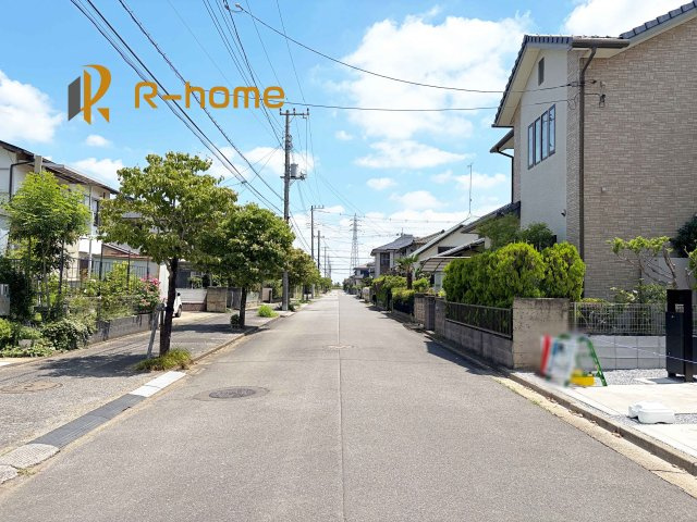 取手市光風台3丁目1期　新築戸建て　1号棟の前面道路含む現地写真|堂々！建物完成♪実際のお部屋をご見学可能です♪
ご見学が一番の資料！お気軽にお問い合わせ下さい♪