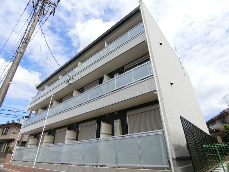 鎌ケ谷市右京塚の賃貸マンションの外観