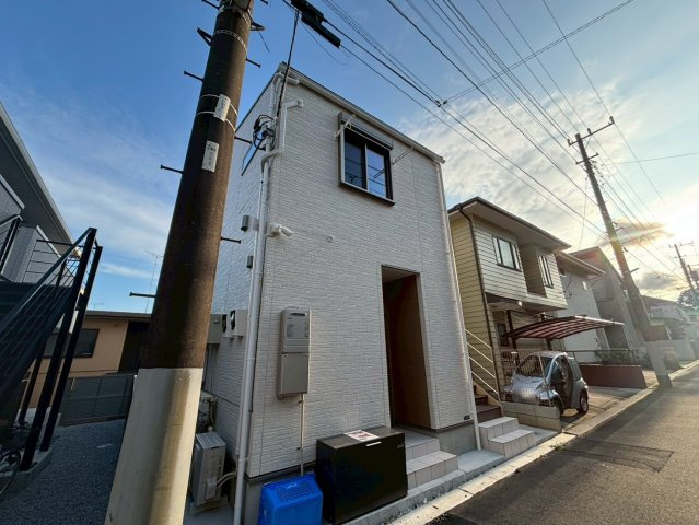 川崎市麻生区多摩美１丁目のアパート