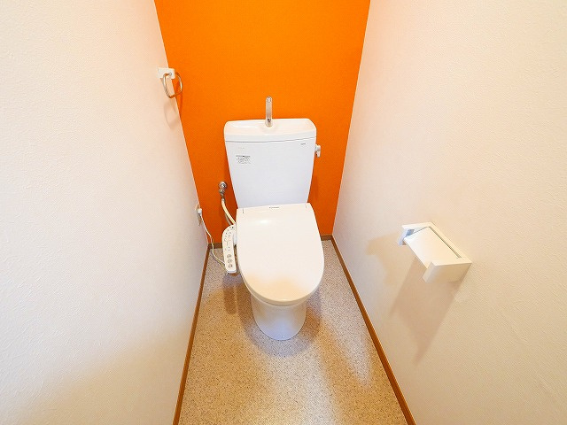 グランドハイツ森川のトイレ|ゆったりとした空間のトイレです