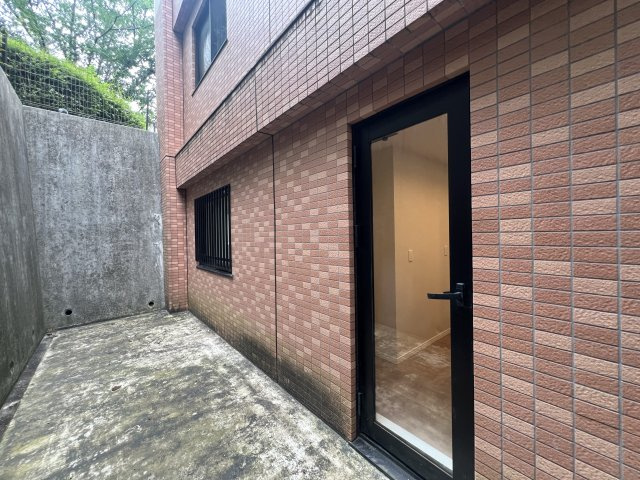 ららぽーと横浜が徒歩圏内♪リノベーションされてデザイン性のあるお部屋に生まれ変わってあら素敵！最近のゴンチャはちょっとポテンシャル上がっている模様（ららぽーとにアリ）な、【ダイアパレスつづきの丘】のその他