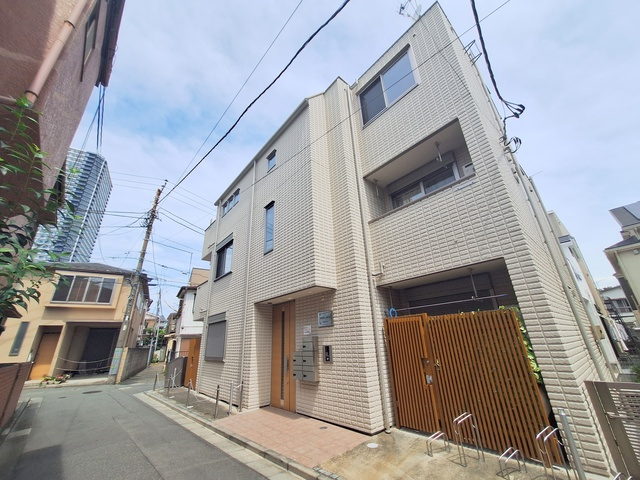 エスティ・メゾンの外観