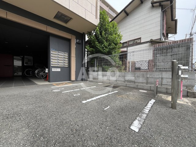 ハイムラポールPart13のその他|ハイムラポールPart XIII　バイク置き場