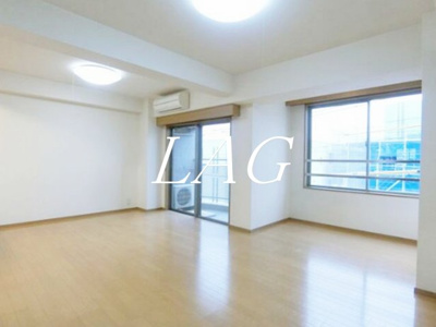 【居間・リビング】 | エステージ御殿山 | 洋室のお部屋です。