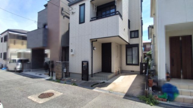 尼崎市北大物町　中古戸建の外観