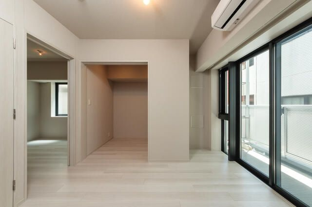 ＳＡＮＫＹＯ　ＹＯＫＯＨＡＭＡ　ＣＡＭＰＵＳの居間・リビング
