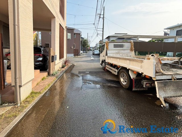 新規戸建　茅ヶ崎市浜之郷の前面道路含む現地写真