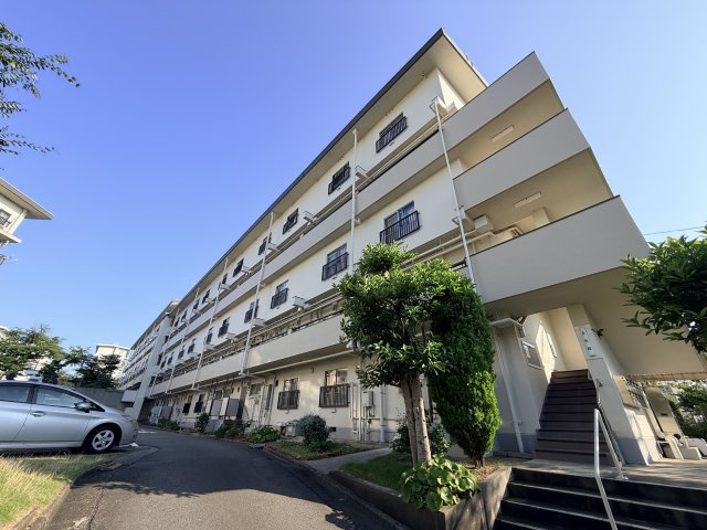 松が丘住宅9号棟