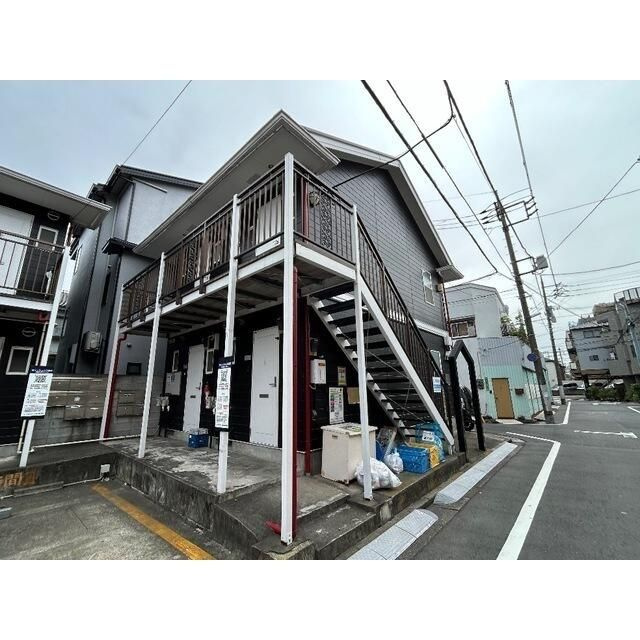 足立区小台２丁目のアパートの外観