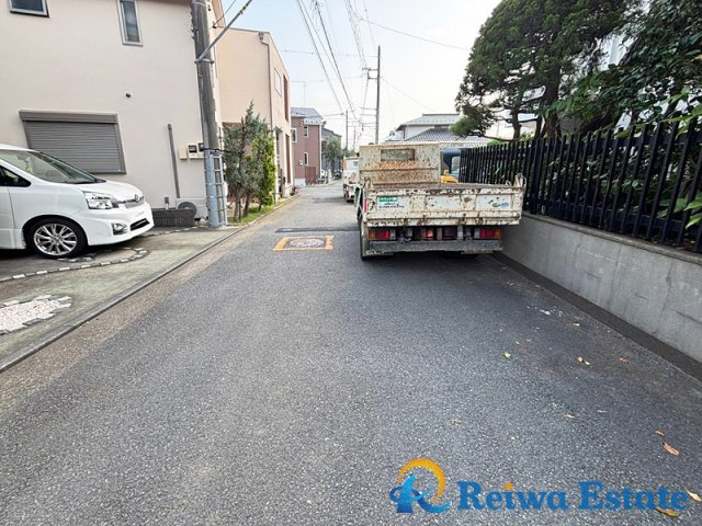 新規戸建　茅ヶ崎市浜之郷の前面道路含む現地写真