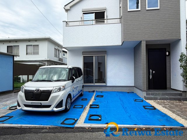 新規戸建　茅ヶ崎市浜之郷の駐車場