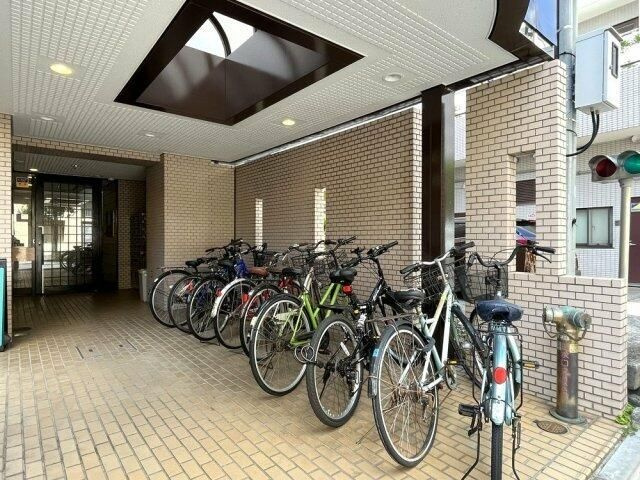 グローリア初穂練馬のエントランス