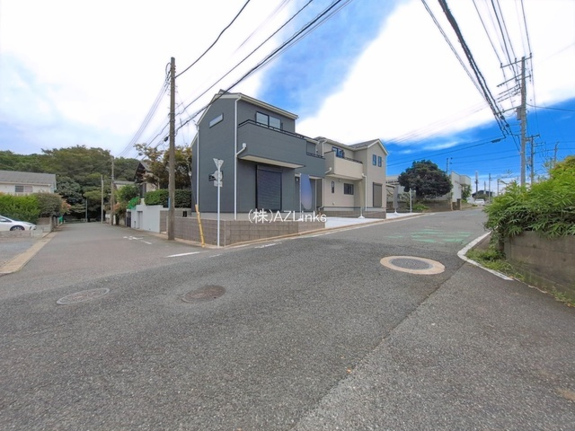 千葉市若葉区みつわ台１丁目の前面道路含む現地写真