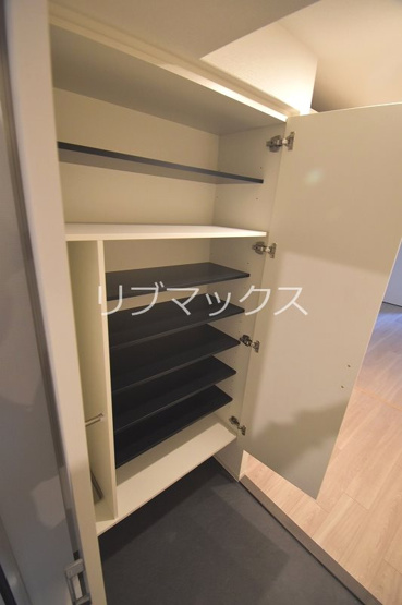 【収納】アドバンス江坂ラシュレ