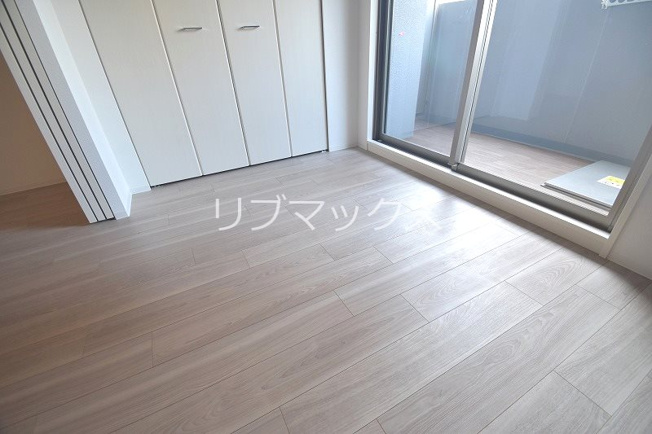 【寝室】アドバンス江坂ラシュレ