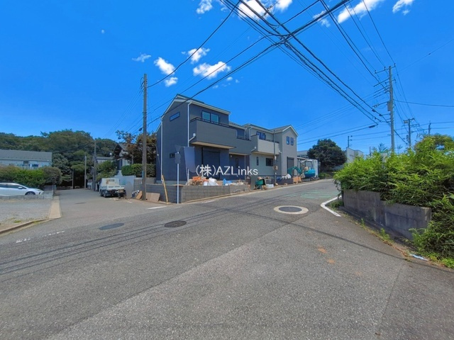 千葉市若葉区みつわ台１丁目の前面道路含む現地写真