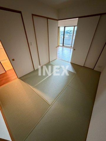 横浜市神奈川区栗田谷の賃貸マンションの玄関