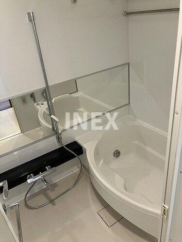 横浜市神奈川区栗田谷の賃貸マンションの浴室
