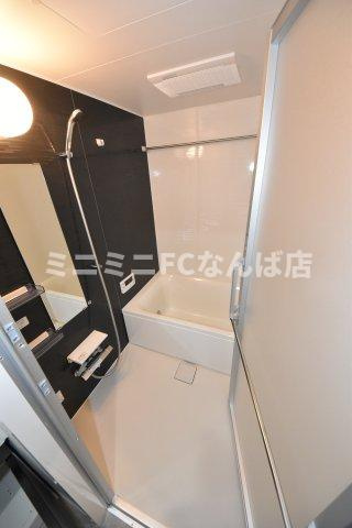 グランセジュール大国町の浴室