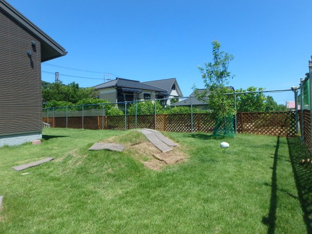 H0257H　片瀬白田築浅住宅の庭
