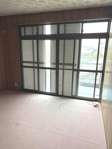 ６７２２０　岐阜市柳津町蓮池中古戸建の洋室