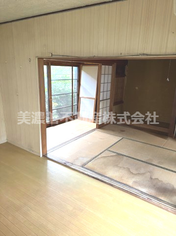 ６７２２０　岐阜市柳津町蓮池中古戸建の和室