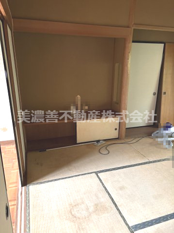 ６７２２０　岐阜市柳津町蓮池中古戸建の和室