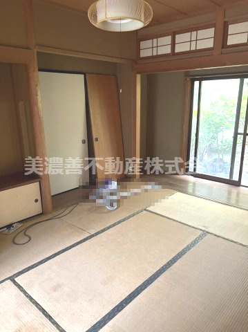 ６７２２０　岐阜市柳津町蓮池中古戸建の和室