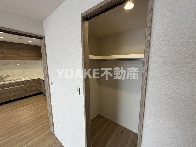 綾瀬市寺尾北１丁目の賃貸マンションの収納