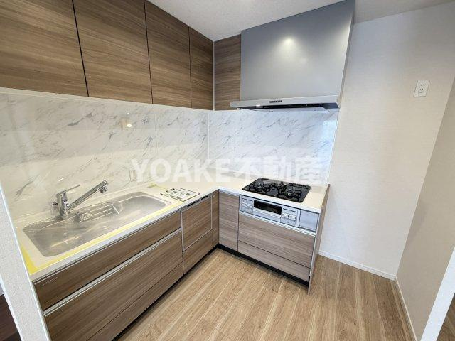 綾瀬市寺尾北１丁目の賃貸マンションのキッチン