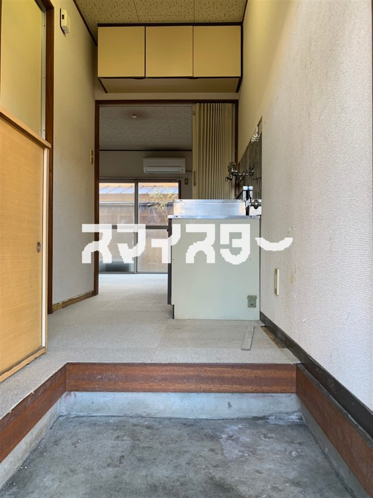 リバーサイド三田Ⅱの玄関