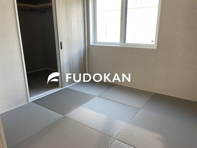 山形市泉町の新築一戸建の和室|和室もあり来客時も安心です。将来的に寝室として利用することも可能ですね。