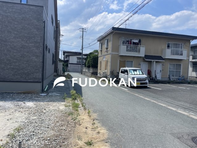 山形市泉町の新築一戸建の前面道路含む現地写真|前面道路含む現地写真