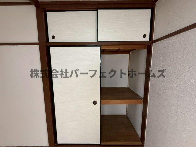 羊燈館＆むっちゃんメゾン枚方御殿山の収納|ちょっとした収納スペースも充実しています