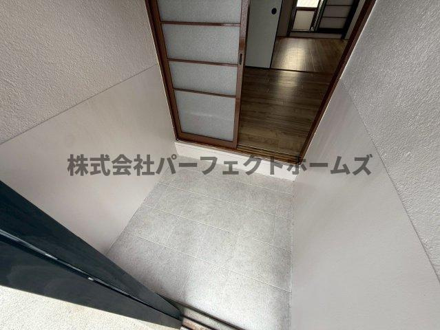 羊燈館＆むっちゃんメゾン枚方御殿山の玄関|シンプルで使いやすい玄関です