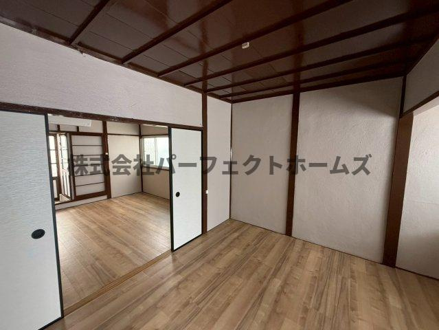 羊燈館＆むっちゃんメゾン枚方御殿山の居間・リビング|こちらの居間で趣味の時間をお楽しみください
