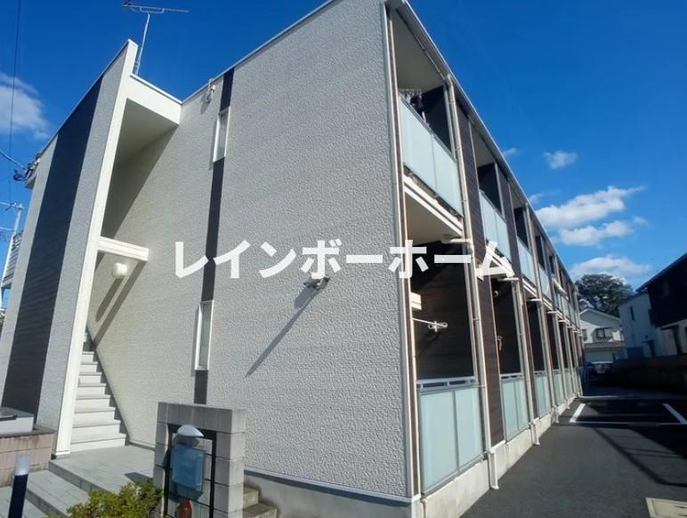 レオネクストスマイルシダーのエントランス