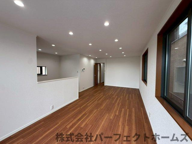 【居間・リビング】の画像