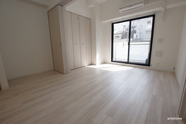 S-RESIDENCE阿波座WEST　仲介手数料無料の寝室