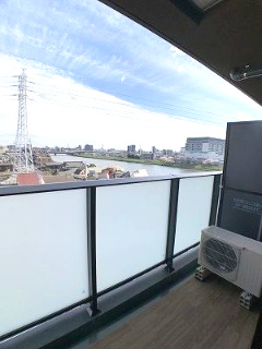 葛飾区高砂６丁目の賃貸マンションのバルコニー