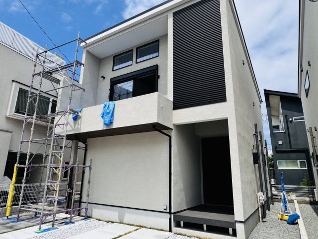 KUGENUMA RESIDENCEー海から始まる、家族の日常