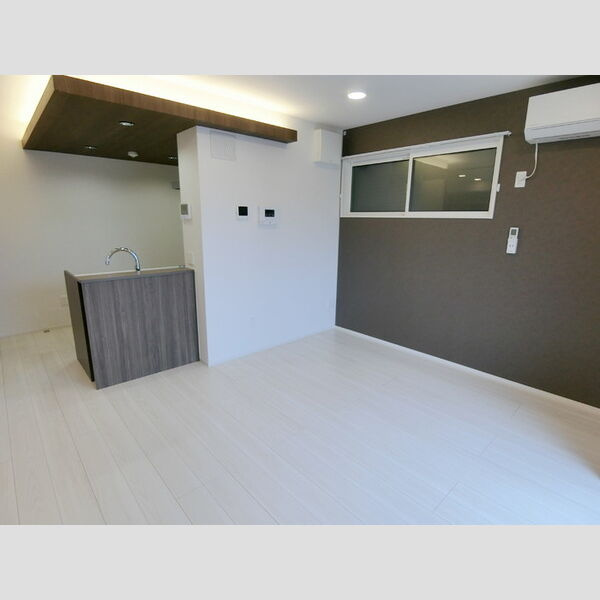 DーROOM八軒小路の居間・リビング