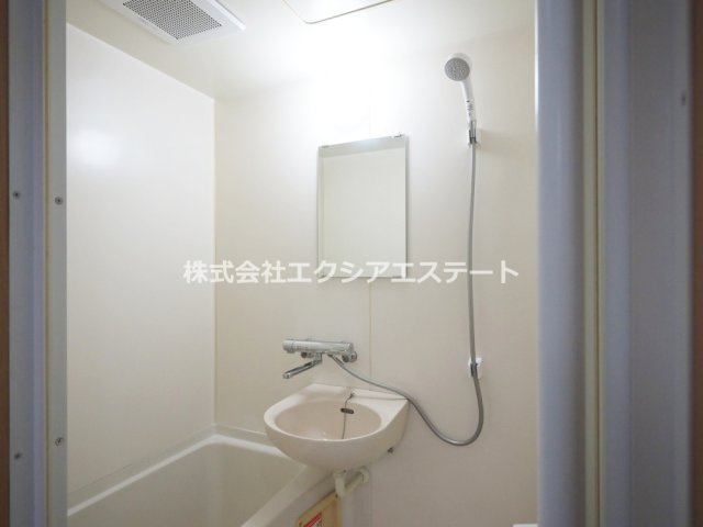 グレース上本町の独立洗面台