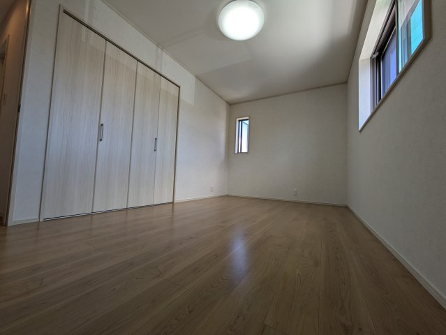 【トーヨーホーム売主/完成済】中島中町四丁目A分譲の洋室|7.5帖
